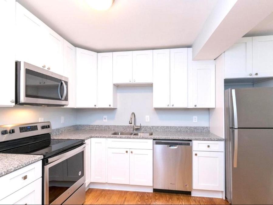 Budget Bed Room Near Downtown Inner Harbor W Free Parking 巴尔的摩 外观 照片